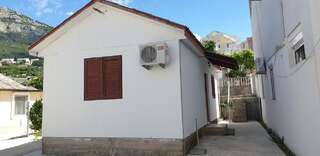 Дома для отпуска Small House Glavanovic Бар Дом для отпуска-3